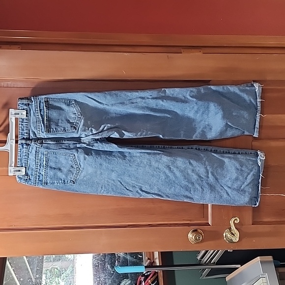 Like new distressed jeans - Picture 5 of 7